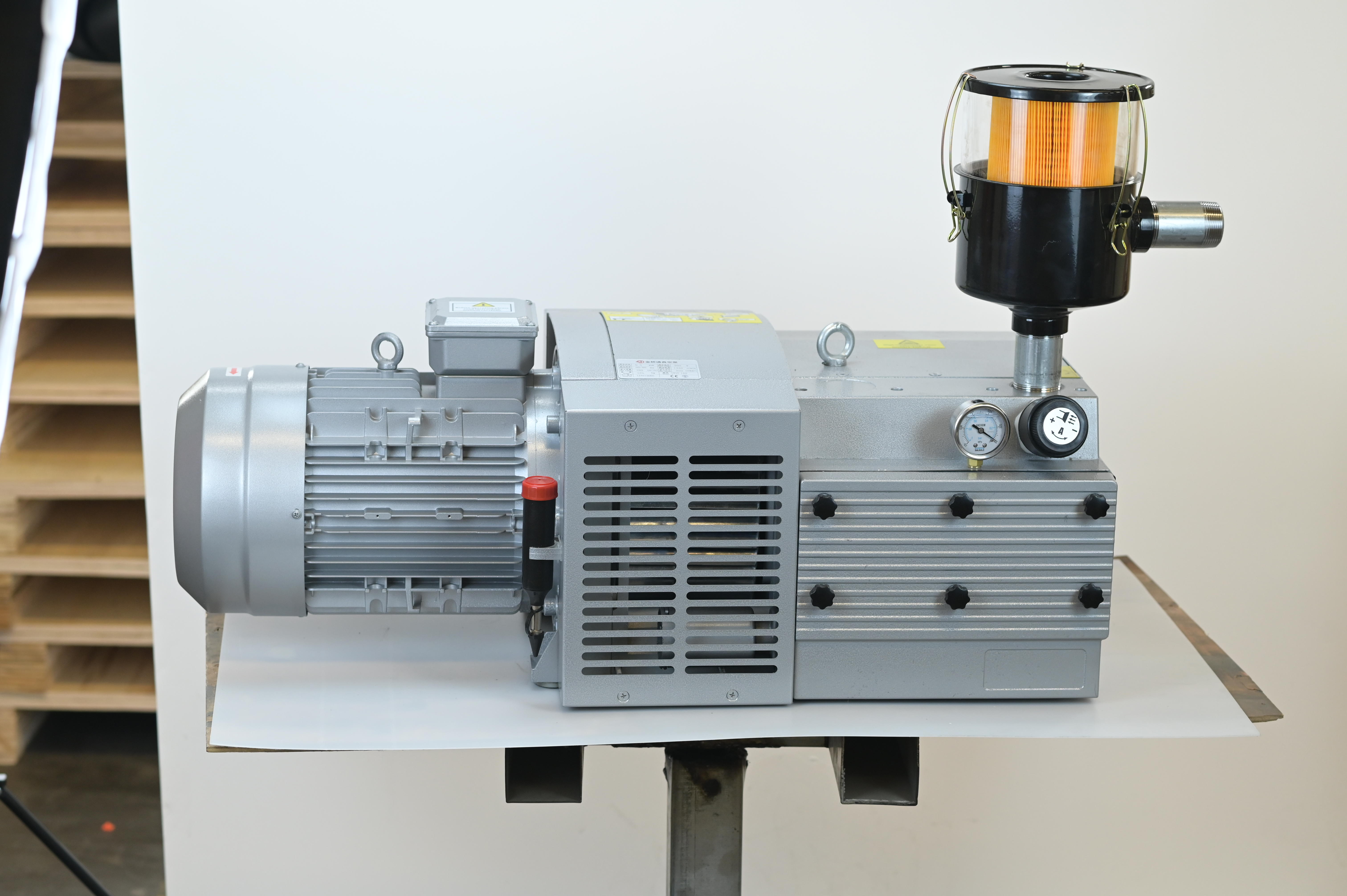 What Are the Application Fields of Dry Vacuum Pumps in High-Tech Industries?