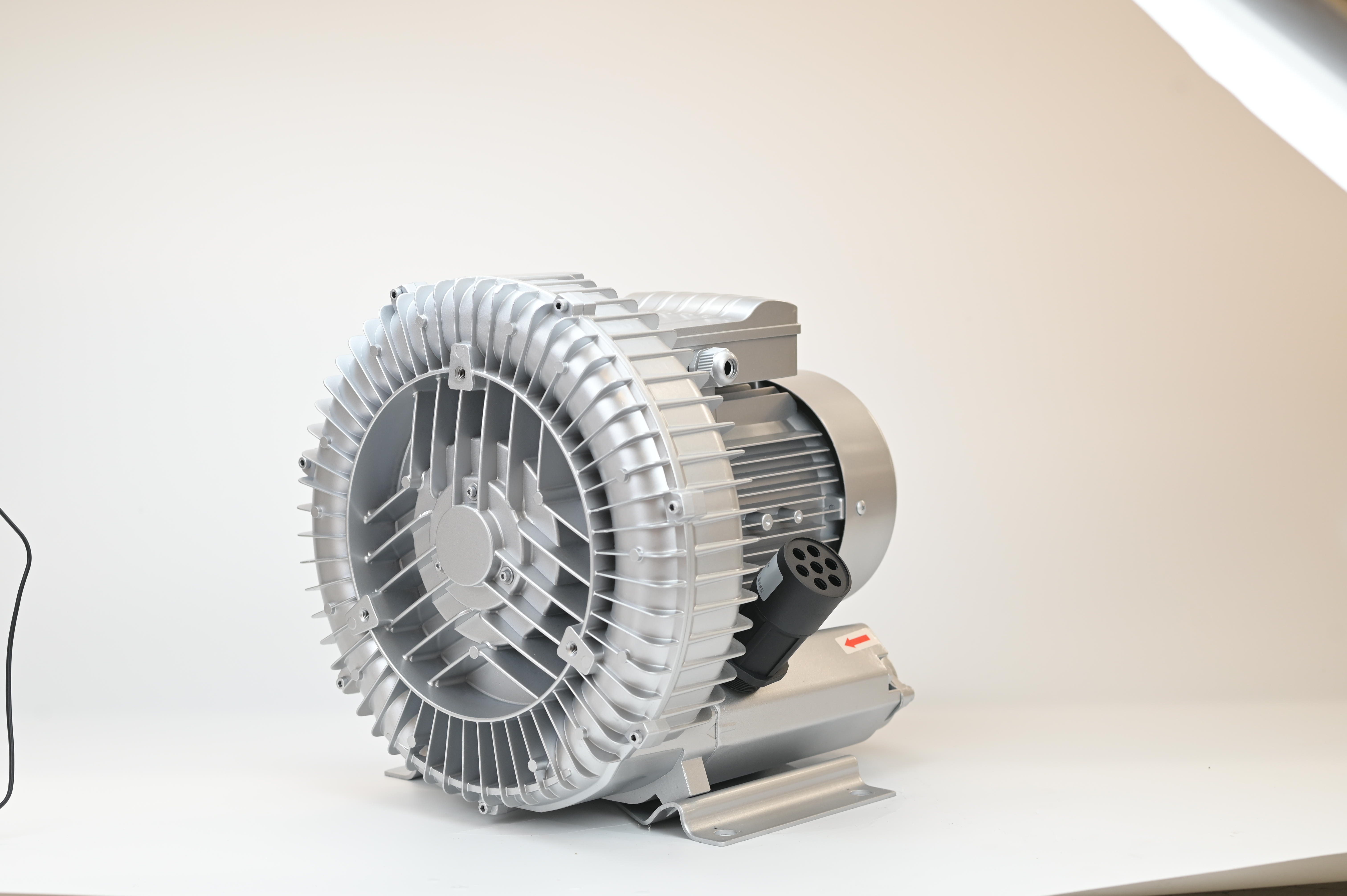 Soluções de Soprador de Ar Regenerativo para Aplicações Industriais Eficientes