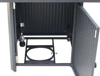 Open door for easy hide gas tank