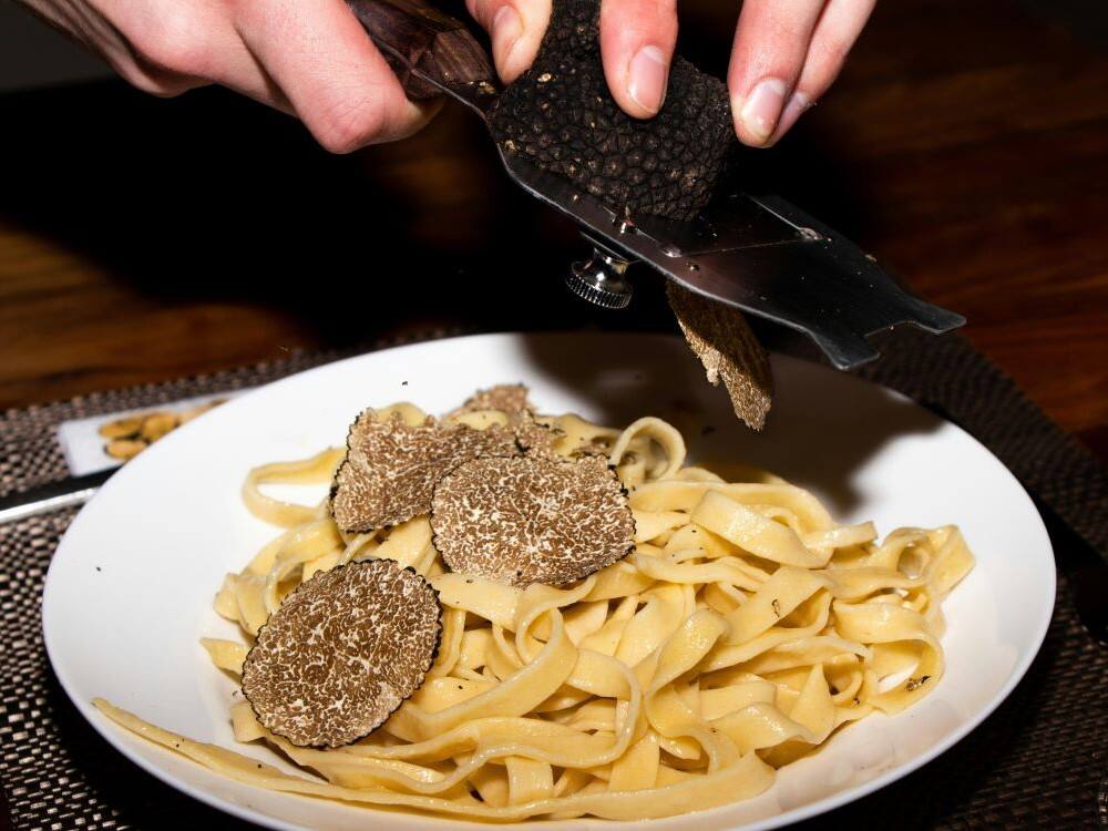 DETAN Black Truffles2.jpg