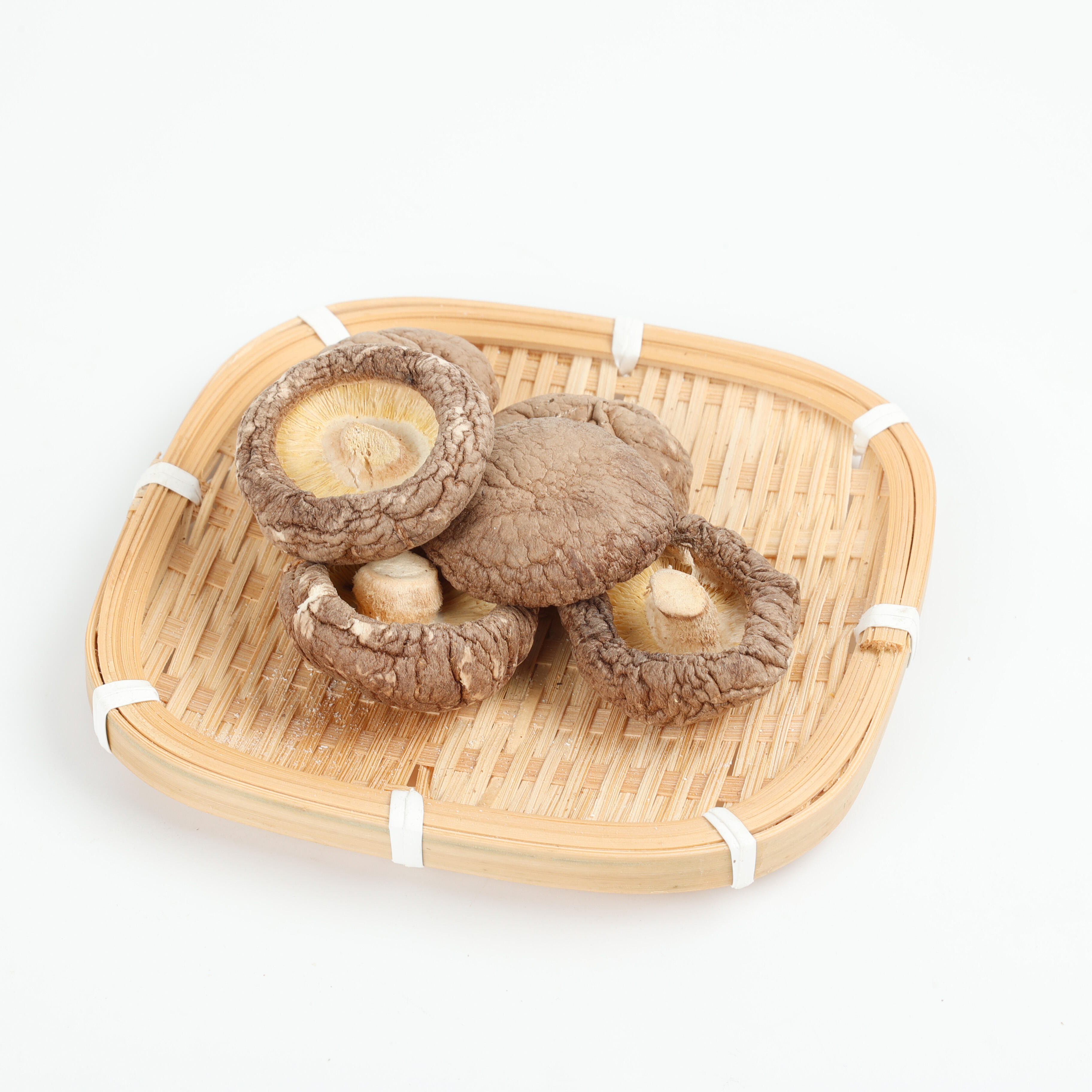 Shiitake-sieni: Aromatiikka ja ravintoinen ilo
