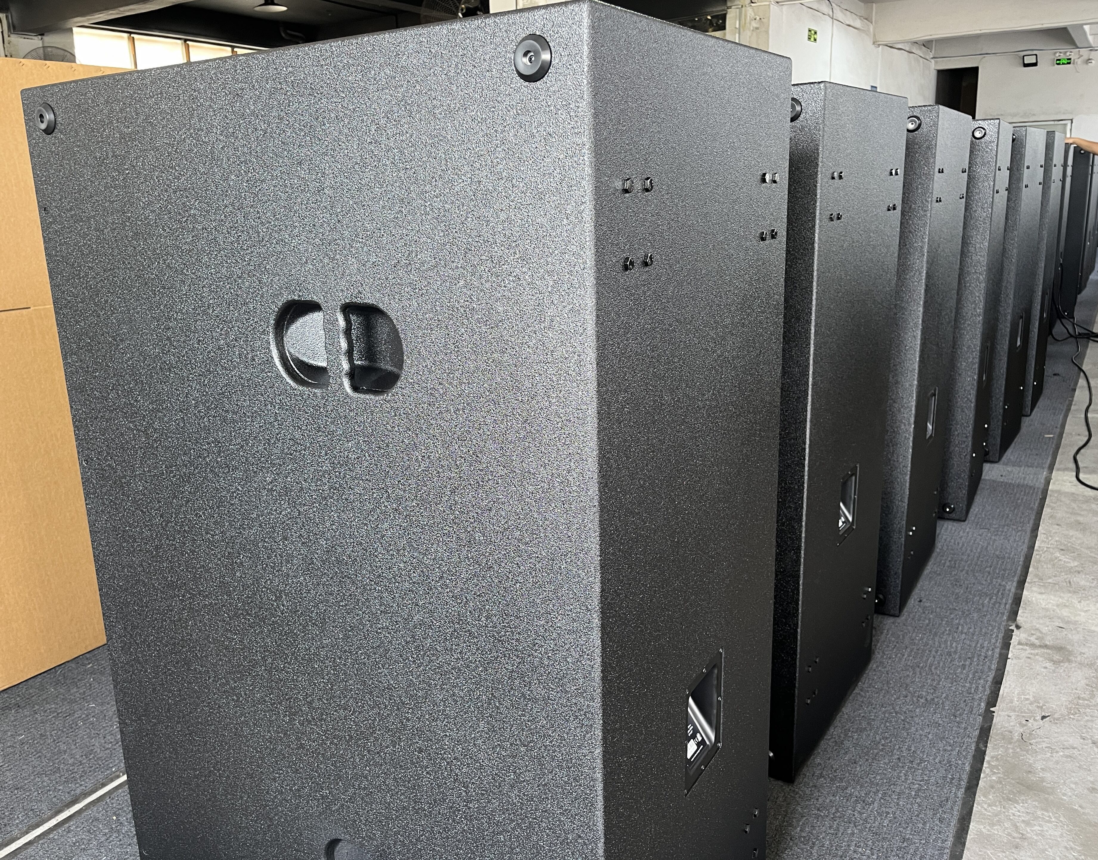 Paano Pumili ng 21-Inch na Bass Speaker para sa Komersyal at Propesyonal na Audio Installation na May Malaking Saklaw