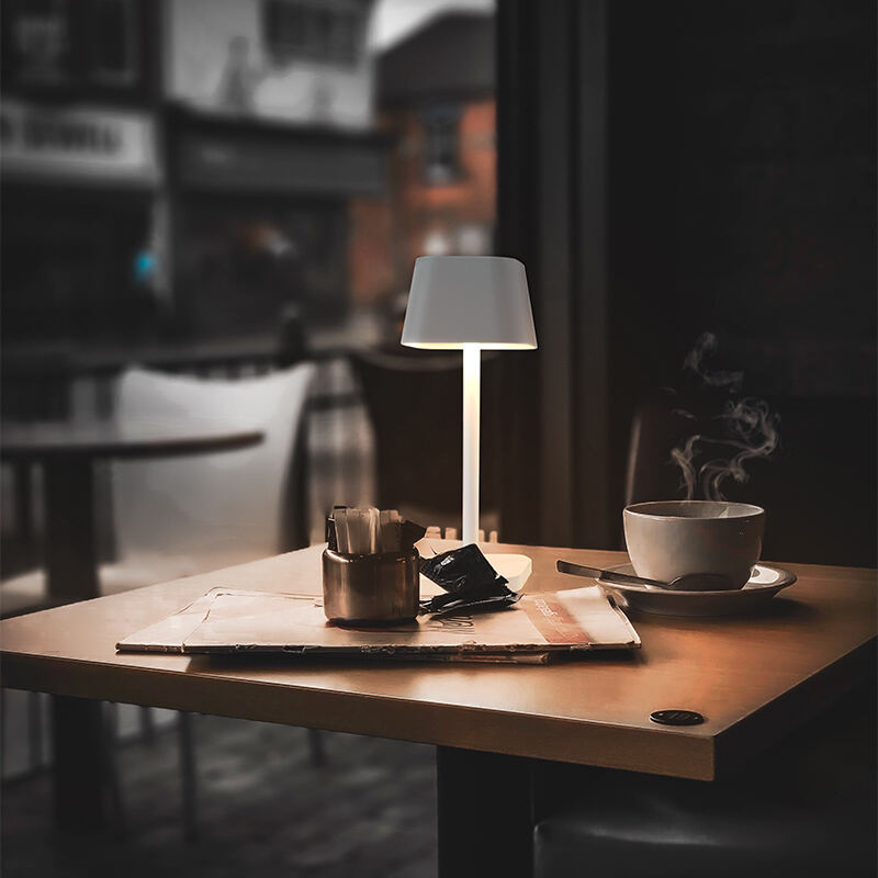 Come le Luci Ricaricabili senza Fili Possono Migliorare la Tua Vita Quotidiana
