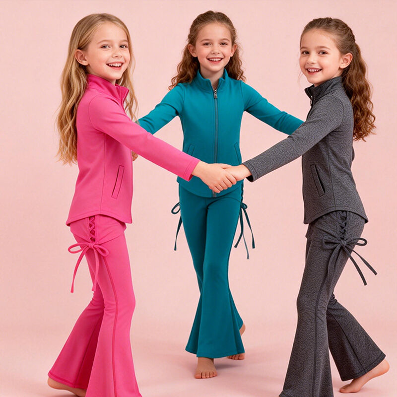 Kızlar İçin Aktif Flare Pantolon Seti, Yumuşak Sweatpant ve Kızlar İçin Önü Dörtte Bir Fermuarlı Kazak