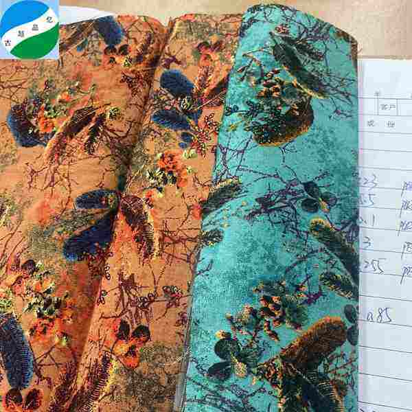 Mabuting pagbenta 100%polyester na ginuhit na scuba moss crepe dyed fabric para sa damit RS-250507-11