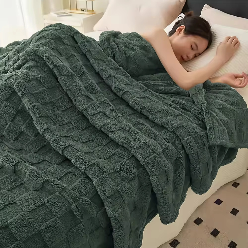 Jacquard Checkered Blanket for Women Soft Fuzzy Cozy Fleece Blanket for Living Room Ultra Soft Plush Blanket Multi-Functional