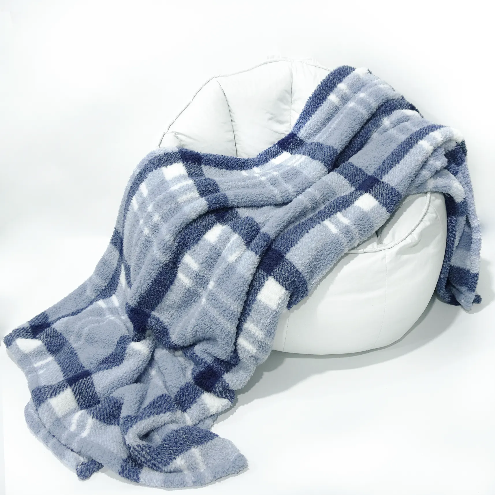 Blue Stripes Printing Sherpa Blanket details