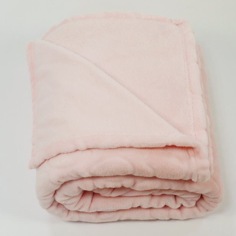 Pink Heart Cutting Flannel Blanket details