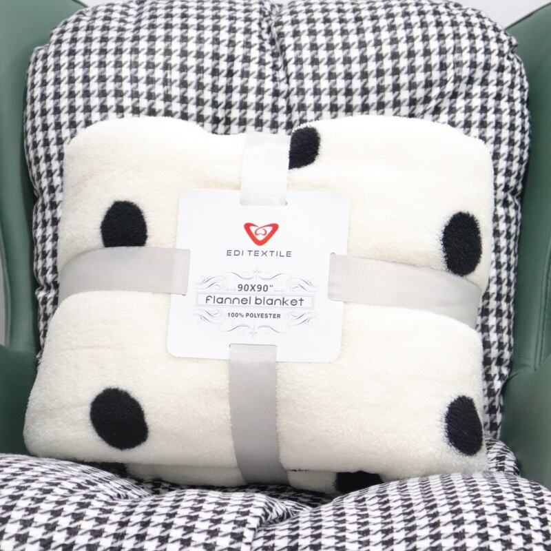 Black Dot With White Background Sherpa Blanket factory