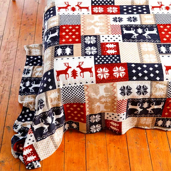 Merry Christmas Red Plaid Blanket Super Soft Flannel Fleece Throw Blankets Elk Santa Snowman Tree Plaid Blanket Lightweight Cozy Warm Fuzzy Plush Microfiber Blankets for Couch Bed Sofa