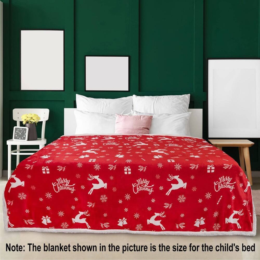 Christmas print flannel blanket