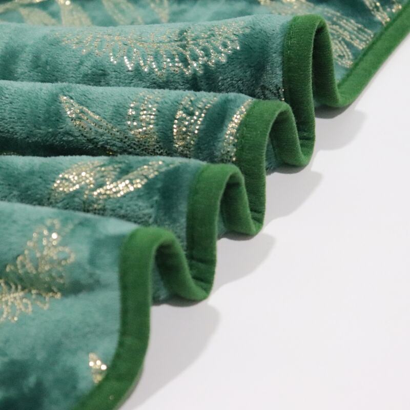 Gold Plants Metallic Green Background Flannel Blanket manufacture