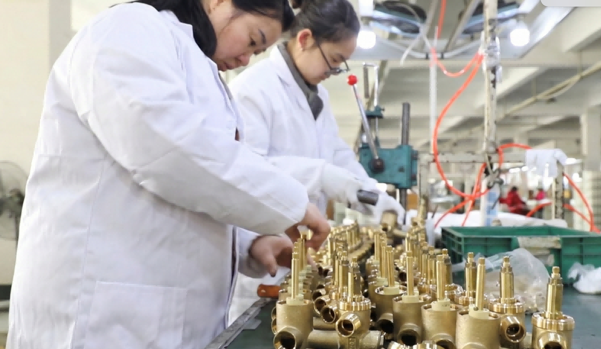 Master Craftsmanship in Every Valve– Precision Manufacturing of Bathroom Solutions-1