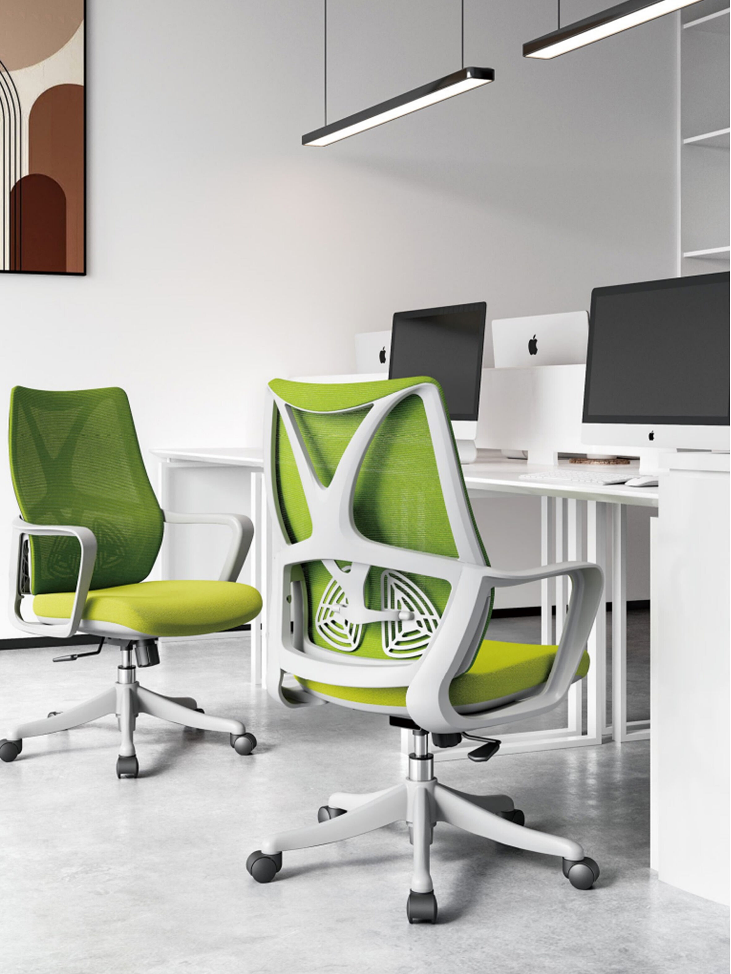 Green Executive Office Chair - Eco-Friendly Ergonomic Design for Modern Corporate Spaces