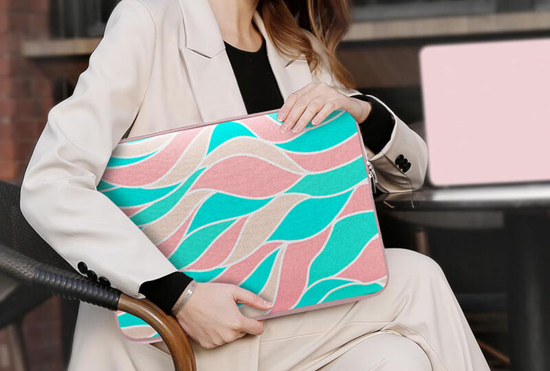 The Ultimate Stylish and Convenient Laptop Protector—Neoprene Laptop Sleeve4