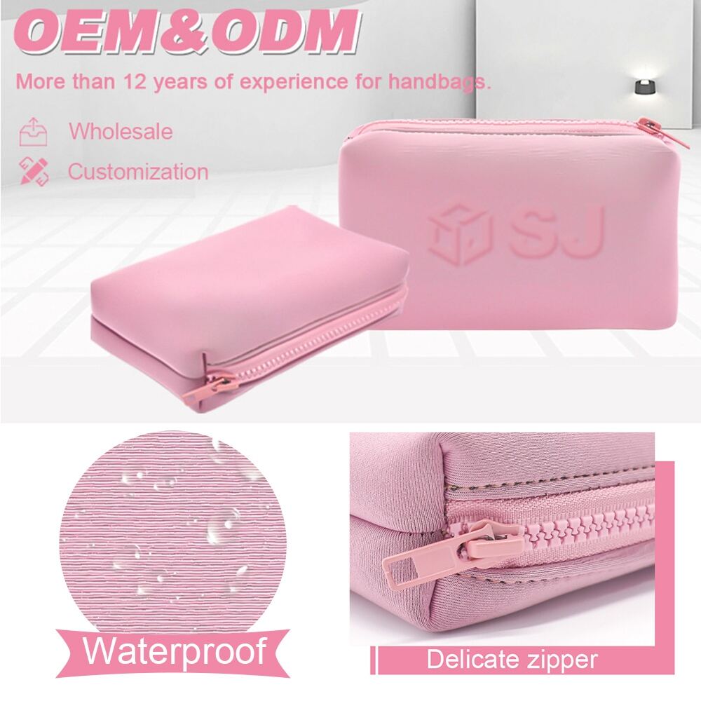 Purple Cosmetic Organizer Bags Small Travel Makeup Storage Bag Neoprene Zipper Pouch manufacture