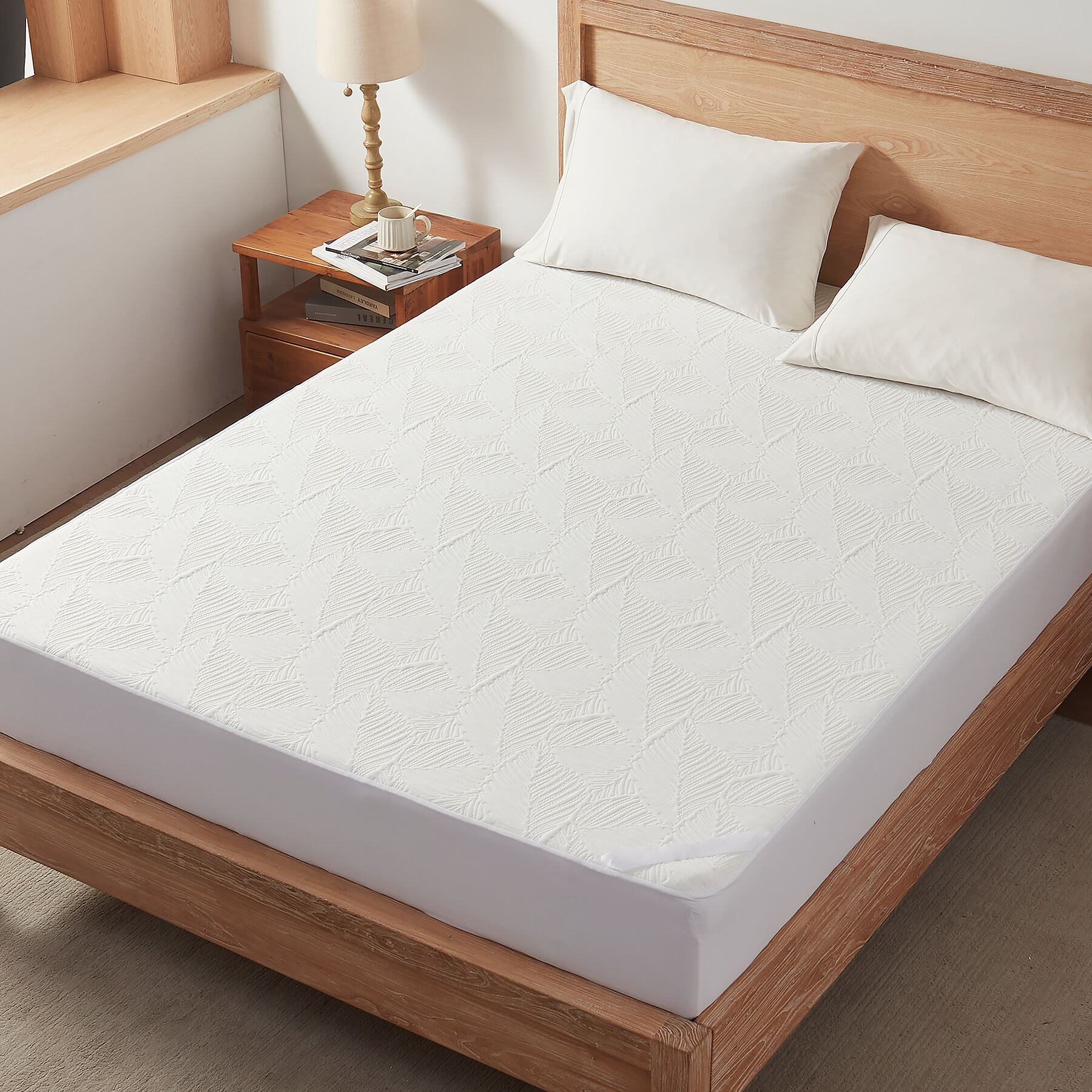 MUSEN Waterproof Mattress Protector with Deep Pocket up to 18 Inches, Soft Breathable Noiseless Bed Pad , Queen Bed Cover for Home, Bedroom, Hotel – White