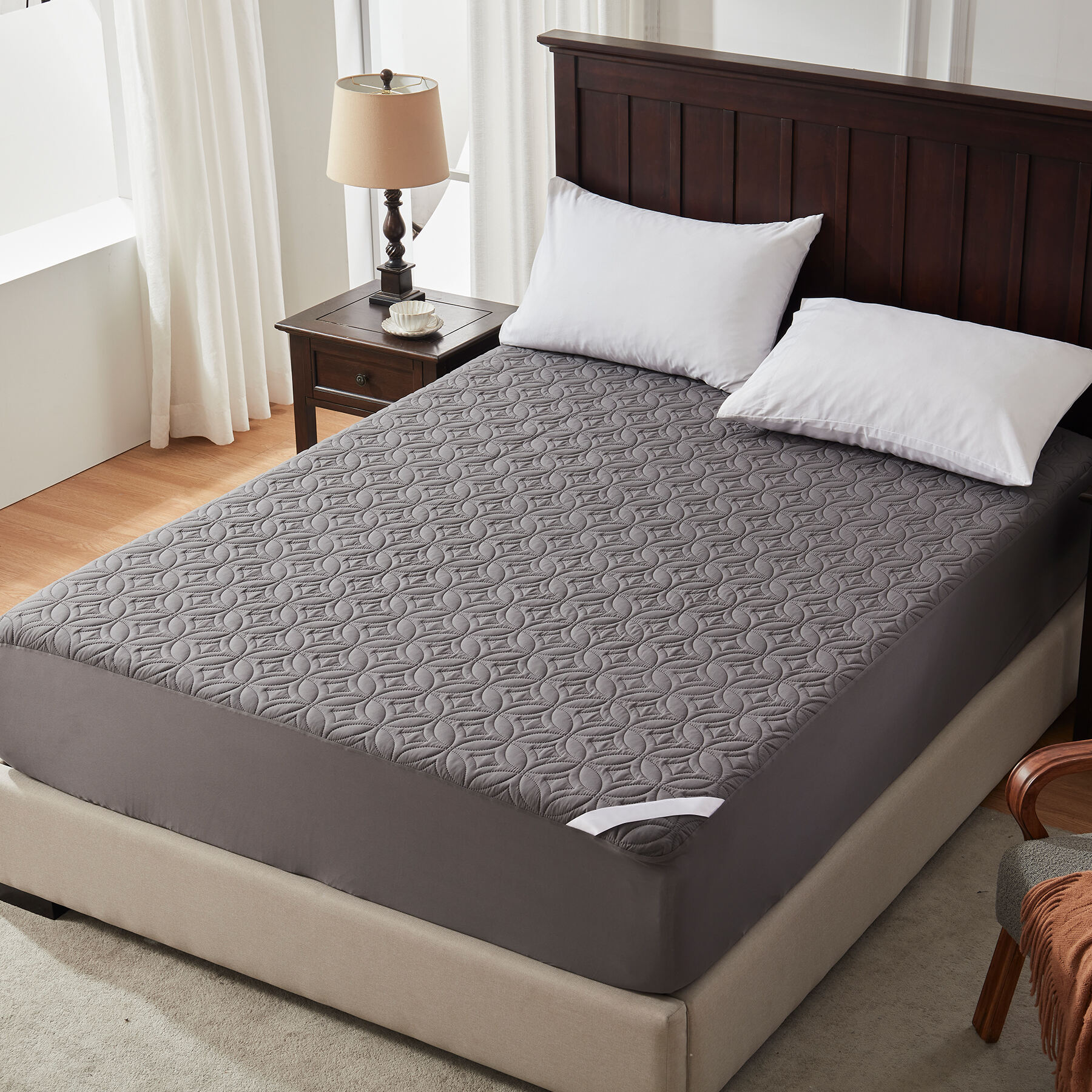 100% Waterproof Hypoallergenic Mattress Protector with Deep Pockets 6-15 inch ,Breathable Mattress Pad for Hotel Home(Gray)