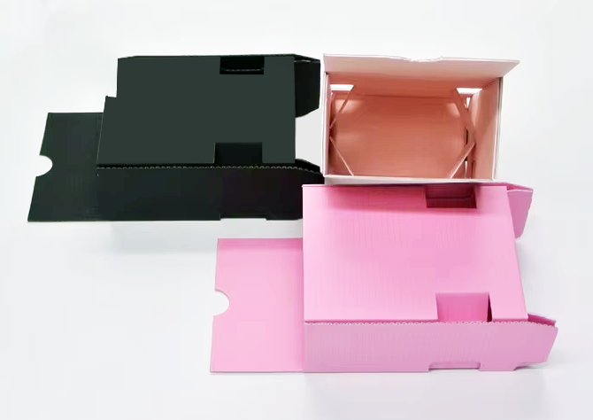 Foldable Cardboard: Merging Flexibility with Durability-5.png