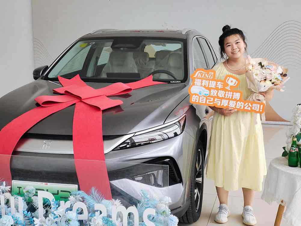 pick up the car1.jpg