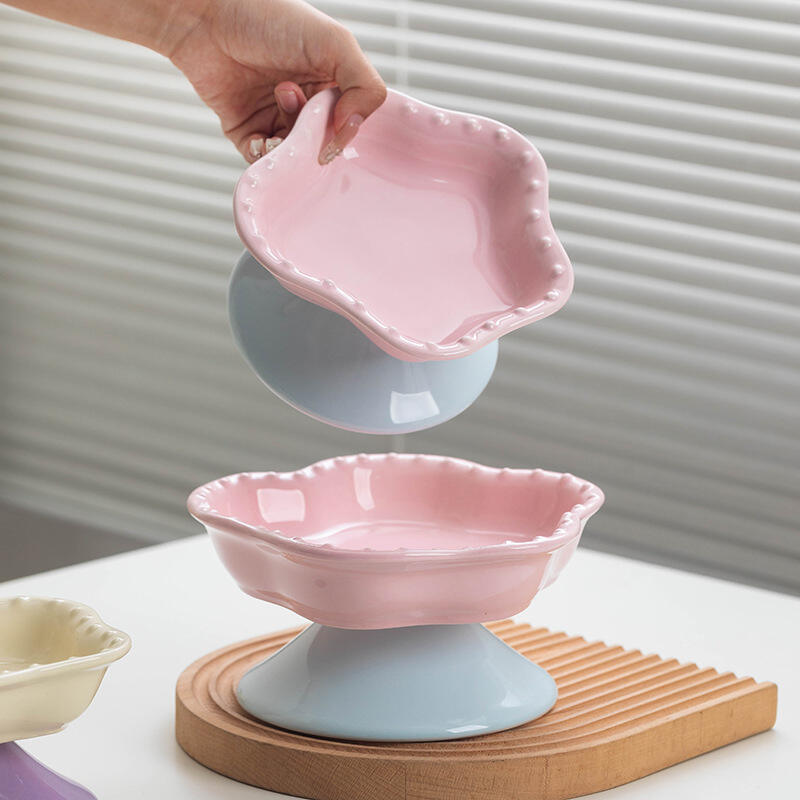 Creative Elevated Anti-Upset Cat Food Water Bowl Eco-Friendly Flower Shaped Ceramic Slow Down Feeder with Stand Tray for Dogs