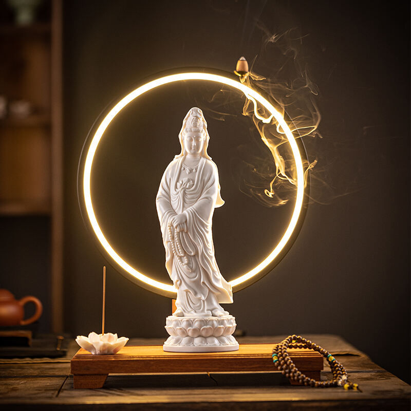 Nuova Statua in Posizione Eretta di Guanyin Bodhisattva in Porcellana Bianca Dehua Cinese, Statua Ceramica della Dea della Misericordia del Mare Meridionale Decorazione Domestica Lampada Circolare Pezzi