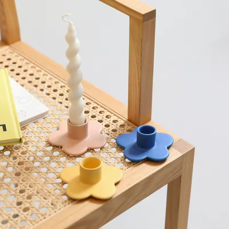 Multiple Colour Flower Shape Ornaments Candlestick Holders Ceramic Candle Holder for Home Wedding Decoration