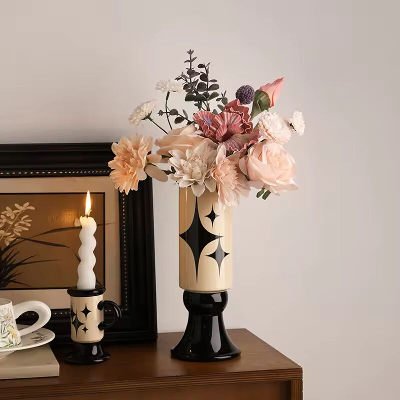 High-End Medieval Style Ceramic & Porcelain Vase Elegant Ornaments for Home Porch & Desktop for Candle Candlestick Decoration