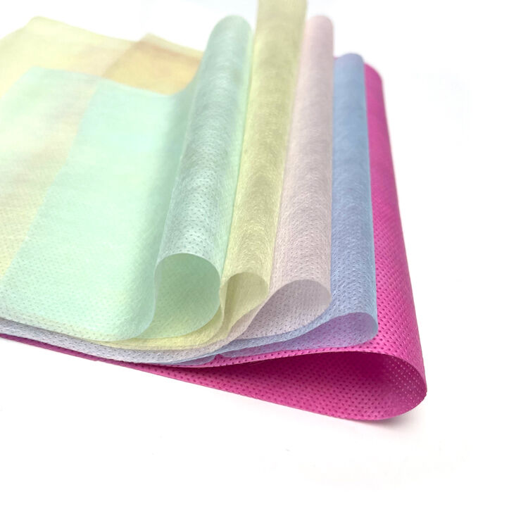 dIY loyihalari uchun 25 g/m² to'qilmagan mato aylanmalari