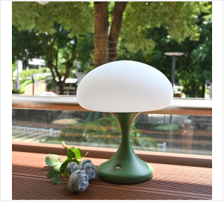 Mushroom Table Lamp