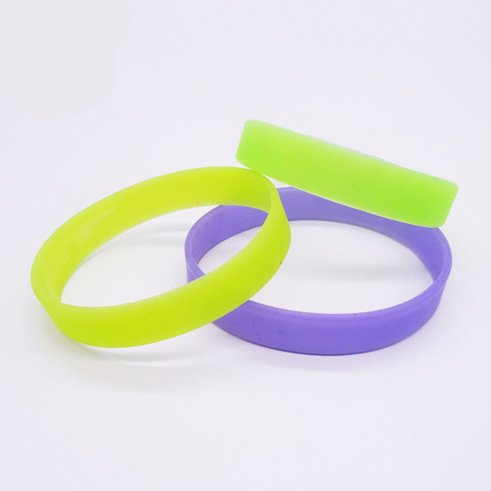  Illuminate Your Events with Glow In The Dark Wristbands