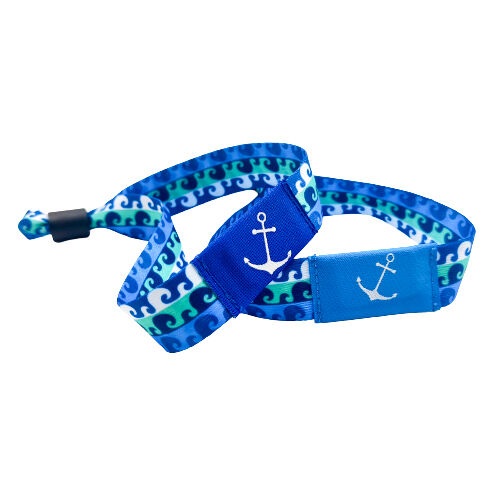 Potencie su experiencia en eventos con pulseras de entrada premium