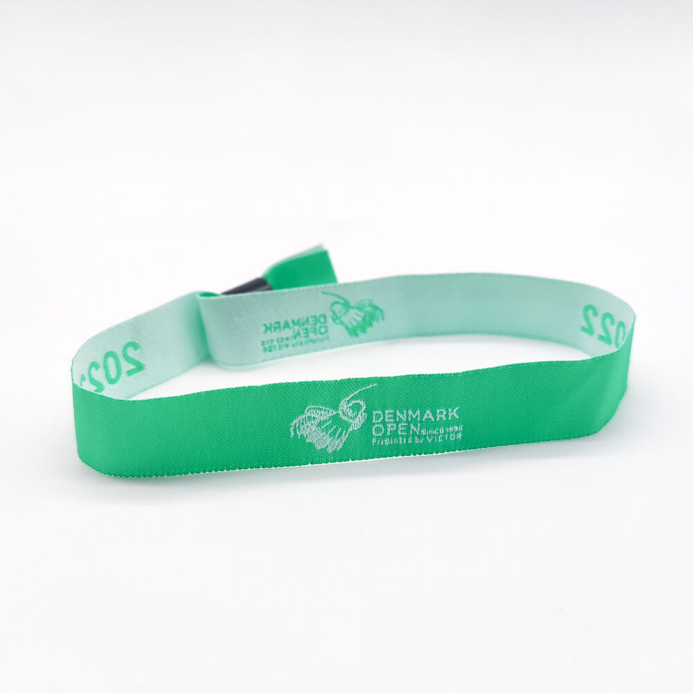 Ongeëvenaarde kwaliteit en veelzijdigheid van stoffen polsbandjes voor evenementen