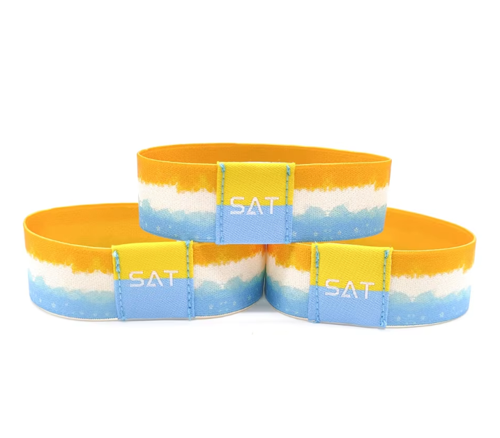 How to customize wristbands that fit your brand needs?