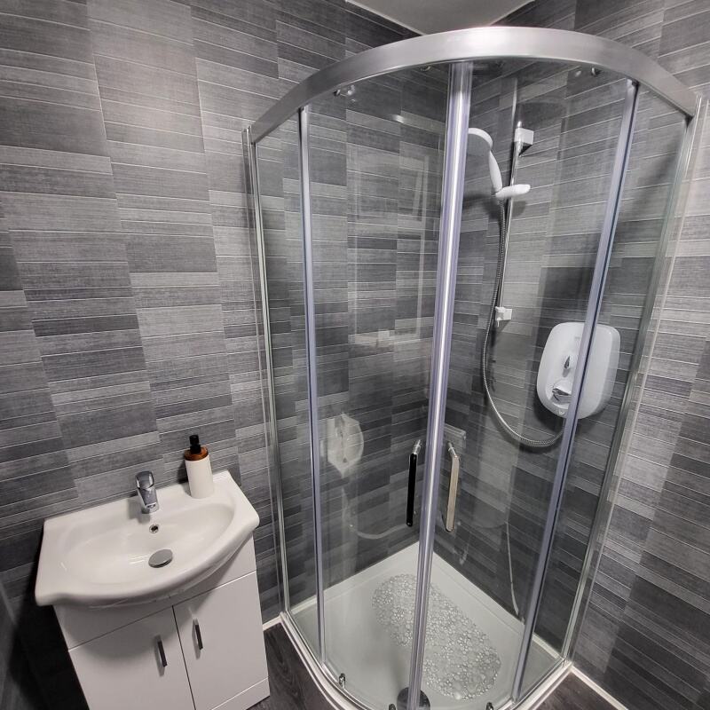 PVC Shower Wall Panels: A Guide to Choosing the Right Panels for Your Space