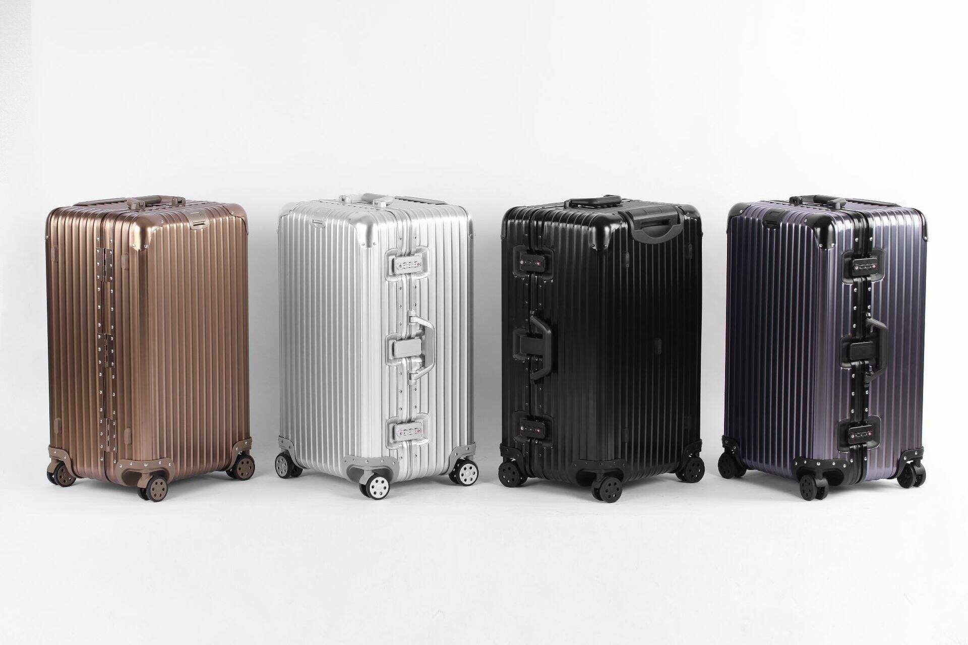 customized 20 30 inch large capacity spinner rolling luggage waterproof pc with tsa password lock-5
