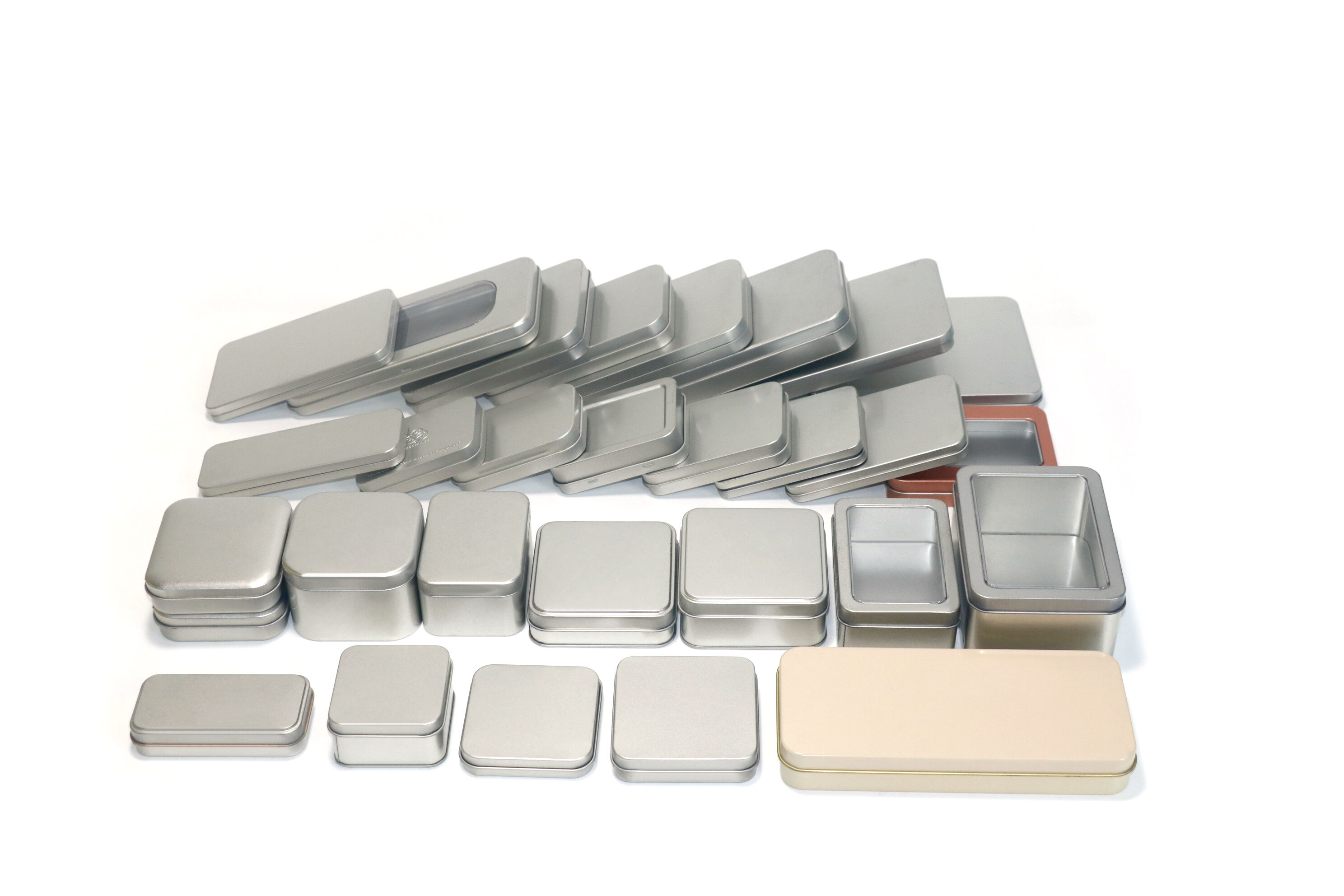 How to Maximize Space Efficiency with Metal Storage Boxes