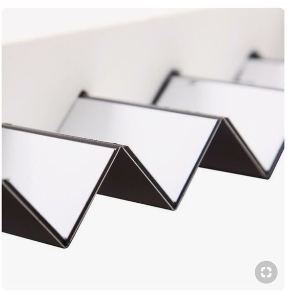 ¿Cómo se desempeña LUCKYBOND ACM en términos de resistencia al fuego?