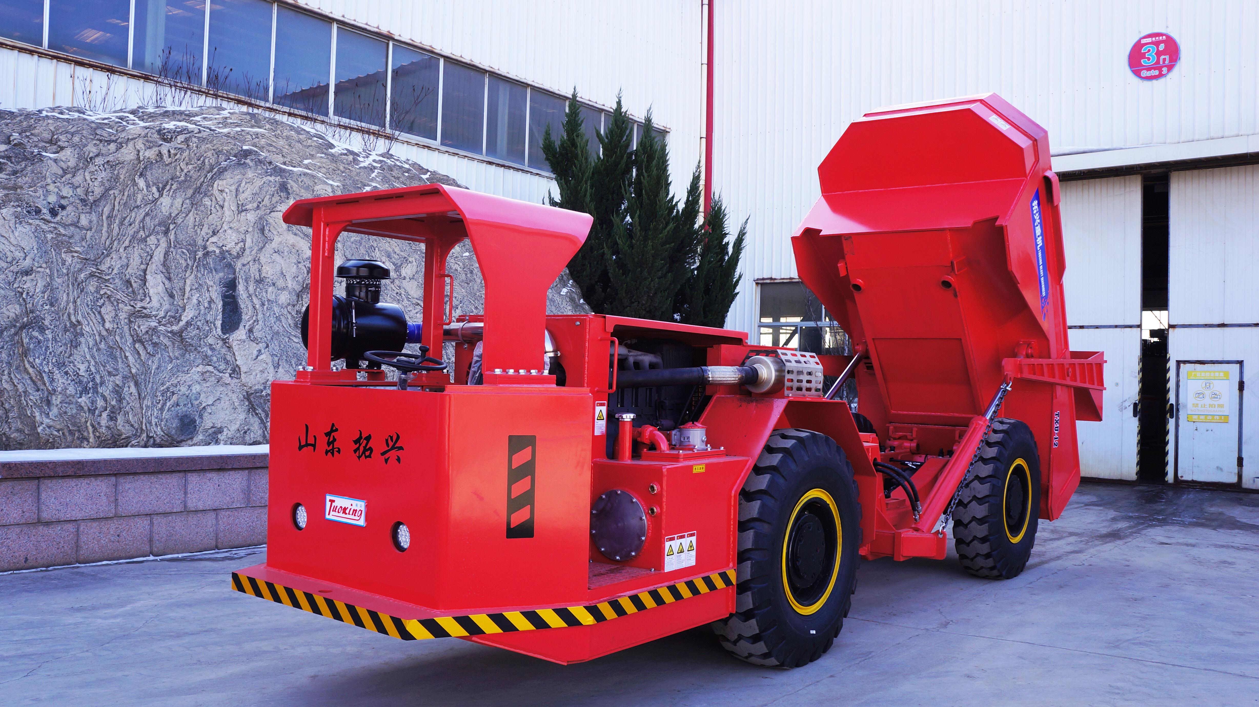 Superior Maneuverability in Extremely Confined Underground Spaces