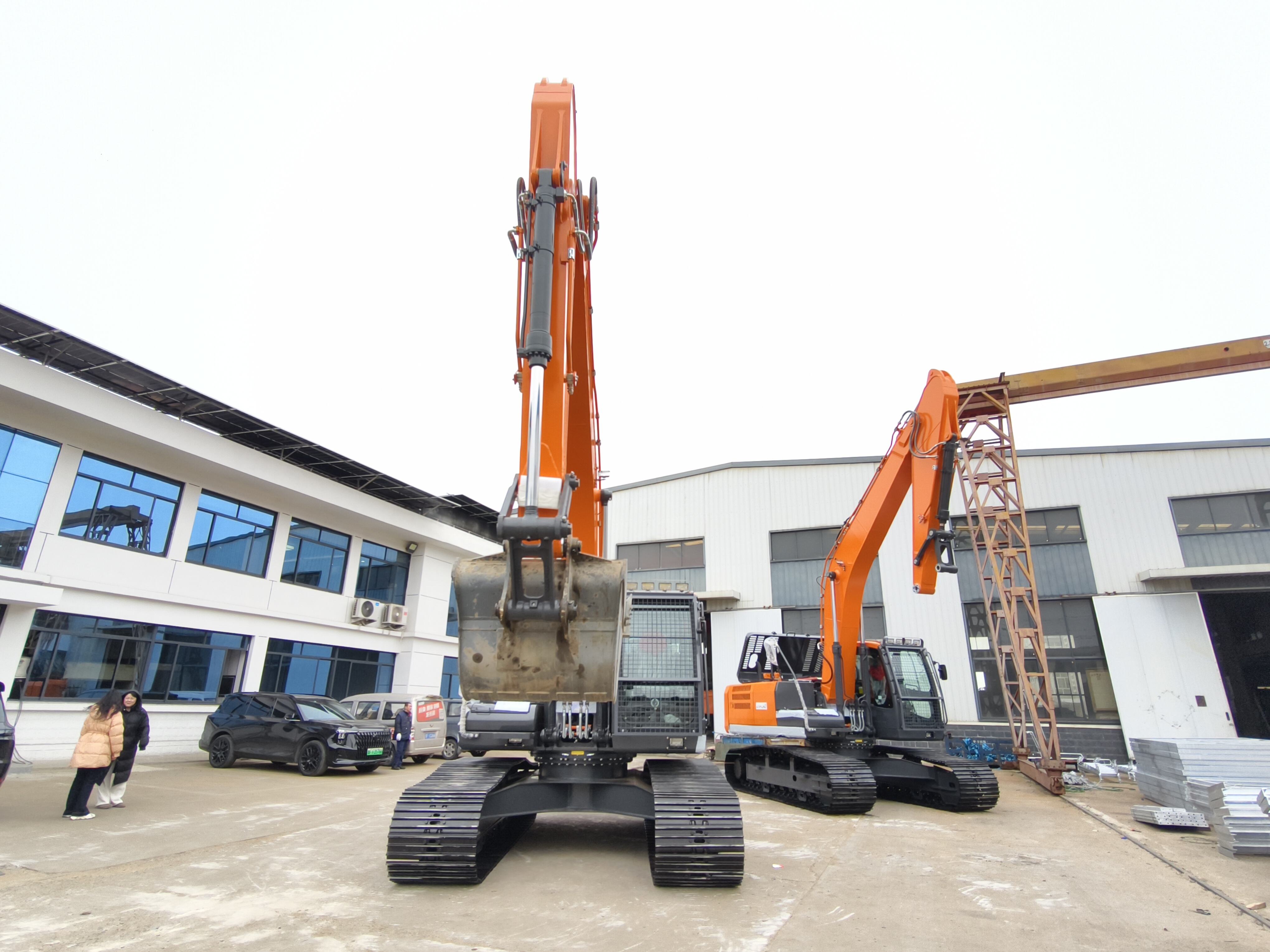 Advanced Operator Comfort and Productivity Features
