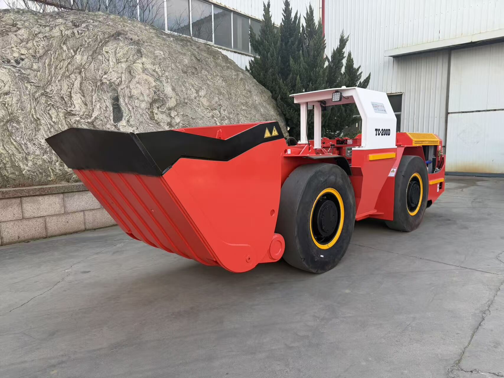 Superior Maneuverability in Confined Underground Spaces