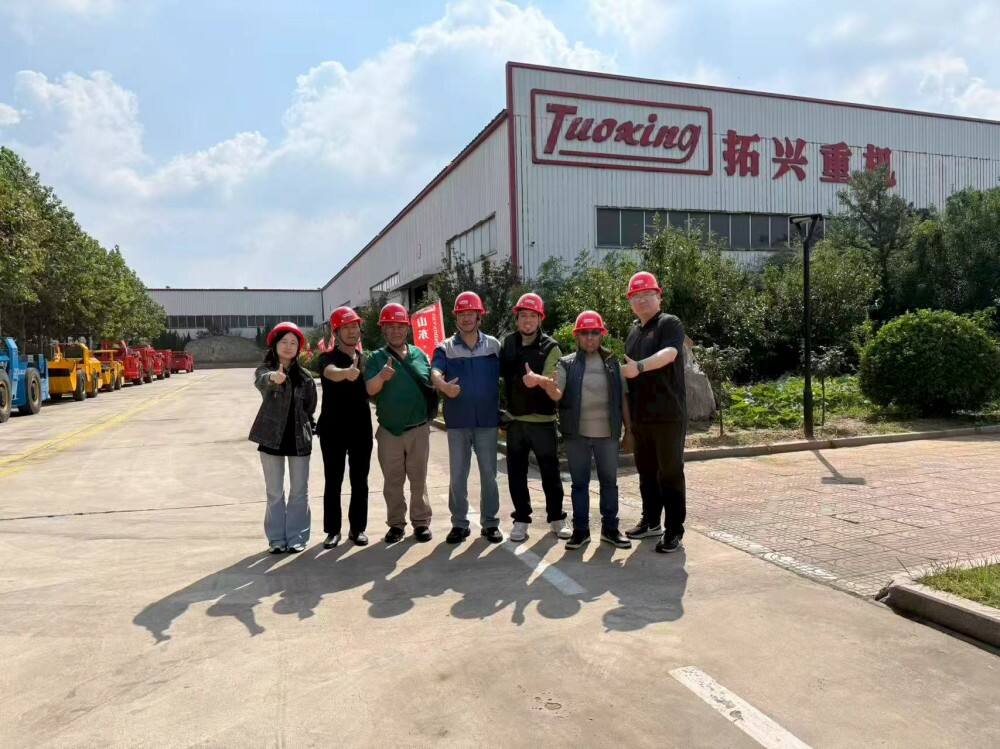 Peruvian Mining Delegation Visits Tuoxing