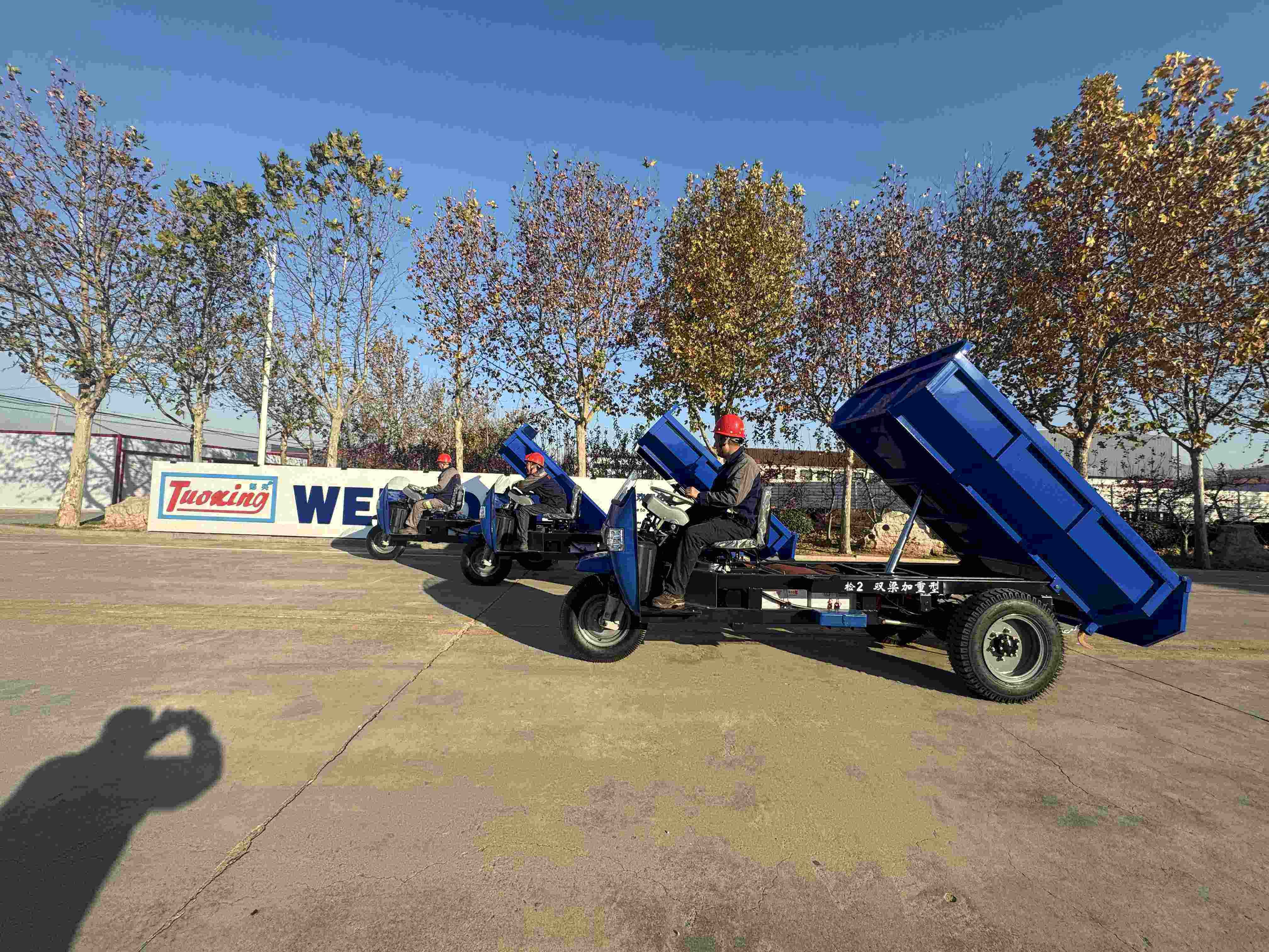 Dva Kapuro trotočka od 3 tona namijenjena peruanskim rudnicima krenula u putovanje