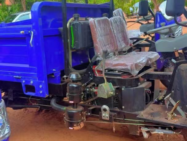 Delivery News: 25 Units of Kapuro DT-25 Mini Dump Trucks Arrive in Burkina Faso – With 150 Spare Tires, Suitable for Both Surface and Underground Mining