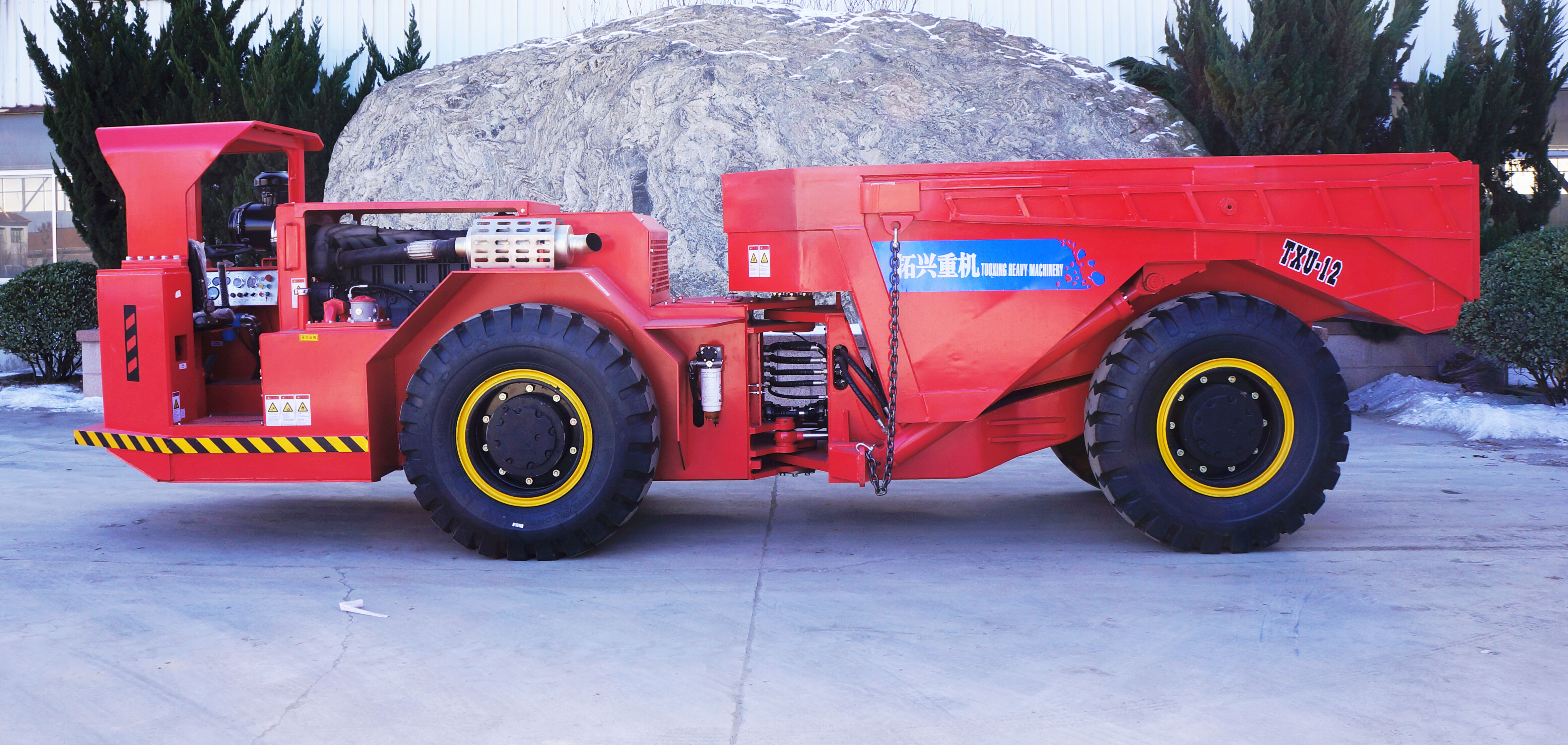 Superior Articulated Steering System for Confined Spaces