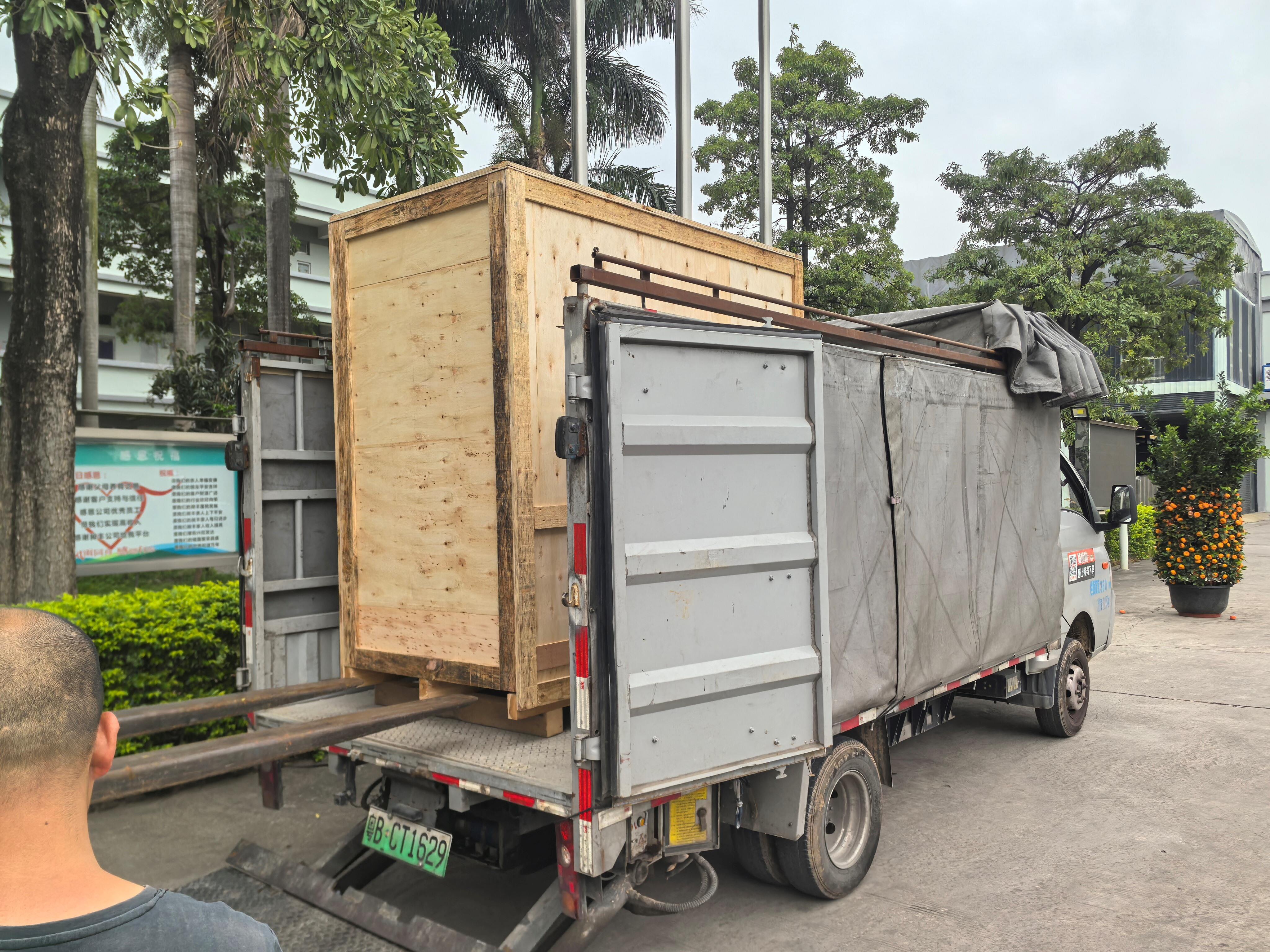 Shipment - 2L Internal Mixer