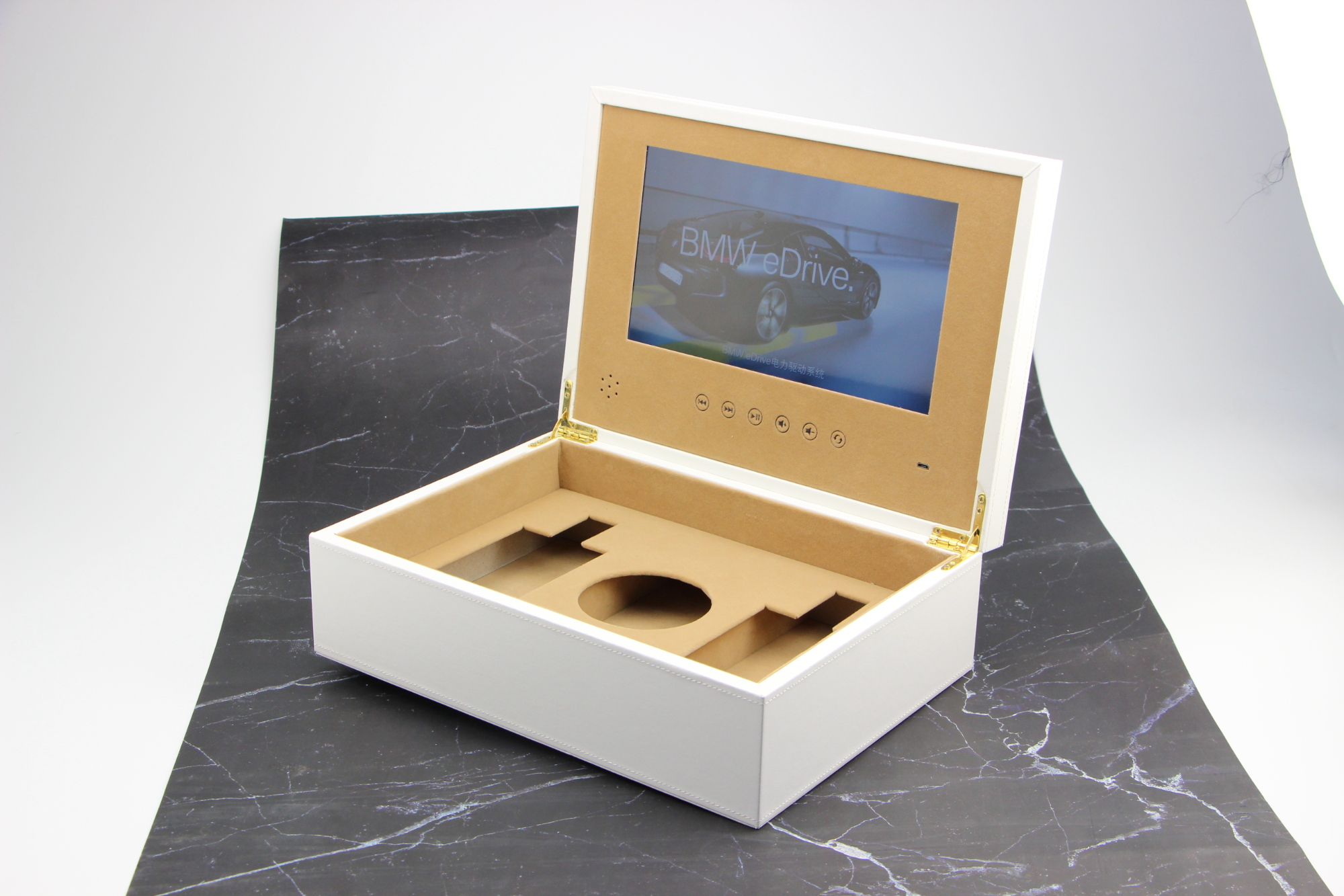 Technical Features and Advantages of Video Boxes in the Market