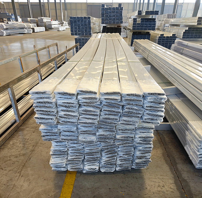 Персонализация на алуминиев профил: Задоволяване на нуждите на специални индустриални проекти