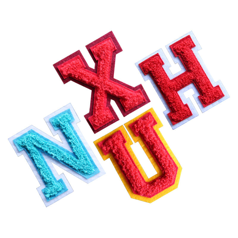 Chenille-Zahlen-Patches für Sporttrikots – Dickes und erhabenes Stickmuster von AWELLS für Teamtrikots und Fanartikel