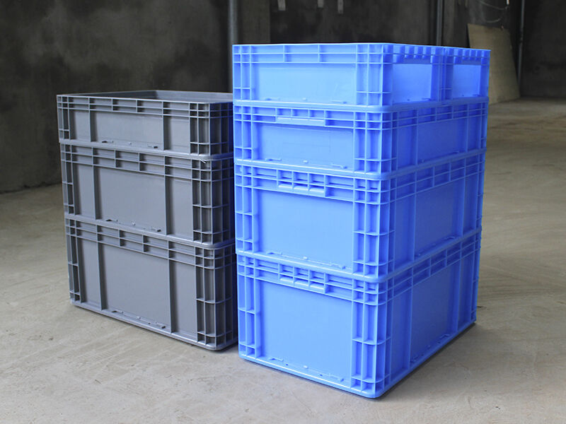 plastic logistics box.jpg